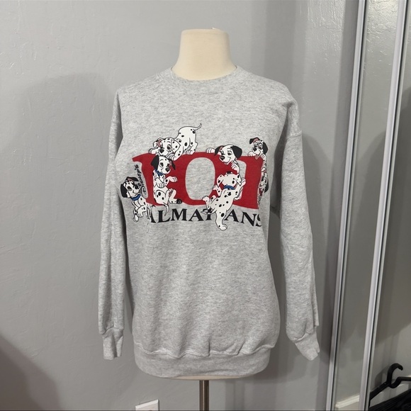 (SOLD) Vintage 90’s Disney 101 Dalmatians Gray Crewneck - Picture 7 of 9